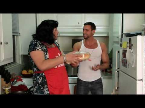 SHIT ITALIAN MOMS SAY - Part 1 (Daniel Franzese)