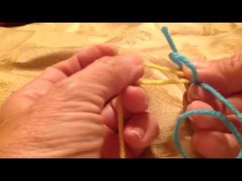 How to do a weavers knot (crochet) - YouTube