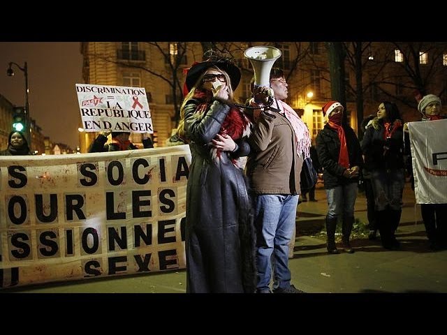 Prostitution en France : un vote "historique", dénoncé par certaines prostituées