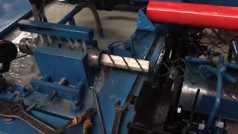 GST automatic cyclone diamond fence mesh machine good quality mini chain link fence making machine