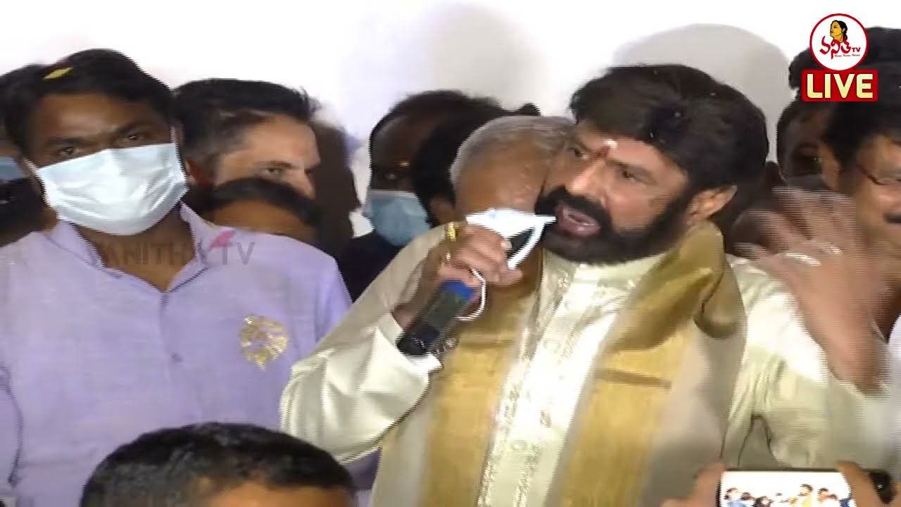 Balakrishna Serious on Fans @ Akhanda 50 Days Celebrations