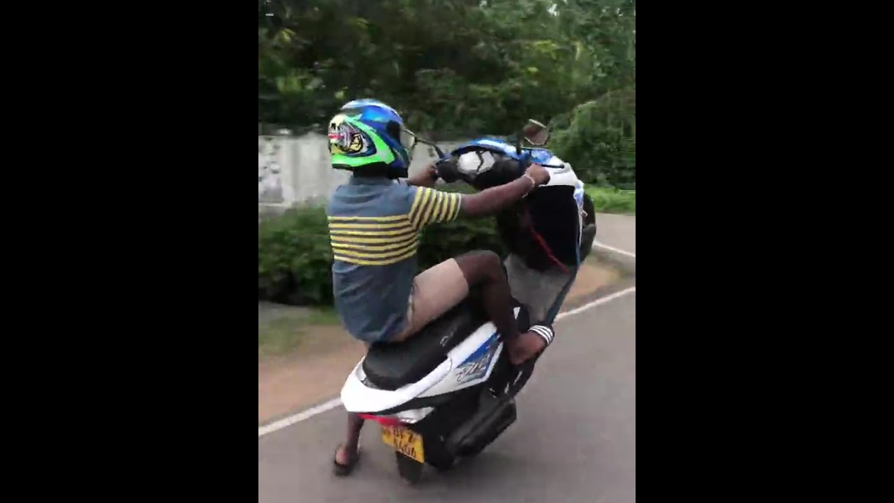 Download Dio Bike Stunt Srilanka In Mp4 And 3gp Codedwap