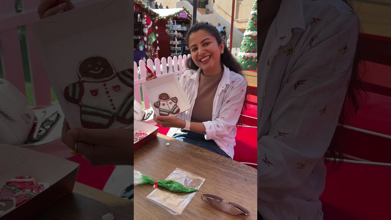 Gingerbread cookie decoration 