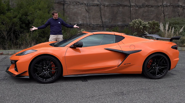 The New 2023 Chevy Corvette Z06 Is a Bargain Supercar