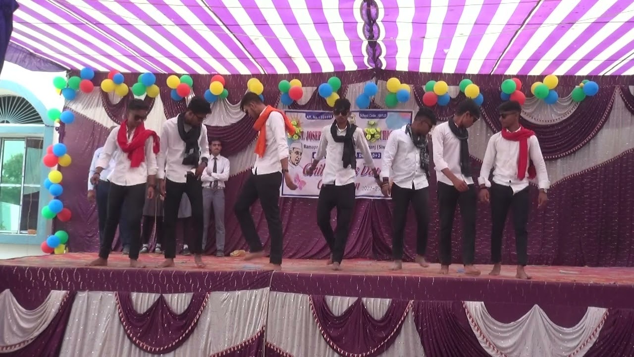 BACKBENCHERS.. Royal entry|School Performance.. St. Joseph's High School...