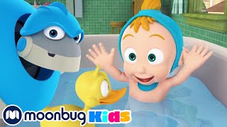 Bath Time with Baby - with Subtitles | Arpo the Robot | Cartoons for Kids | Moonbug Literacy