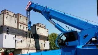 Truck Mounted Crane 300 ton with telescopic boom