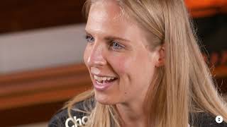 Hummel Presenteert Kleedkamerpraat Met Nederlandse Handbal Dames - Met Danick Snelder