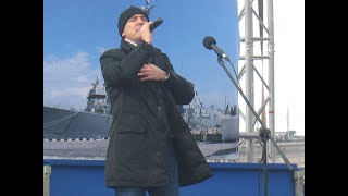 Андрей Державин в Омске. Март 2016.Фрагмент выступления. Песня "Брат"
