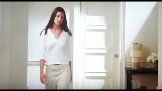 Bridget Moynahan - Natasha - Sex and the City S3E11 Running with Scissors (2000)