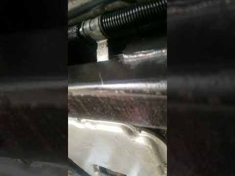 Video: Kan du bruge JB Weld til at reparere en radiator?