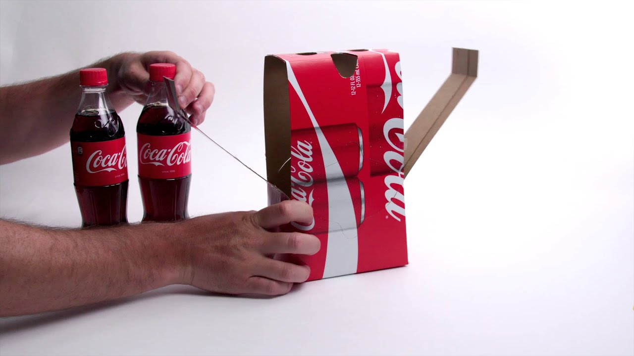 Coca-Cola сделала упаковку, превращающуюся в VR-шлем. Фото.