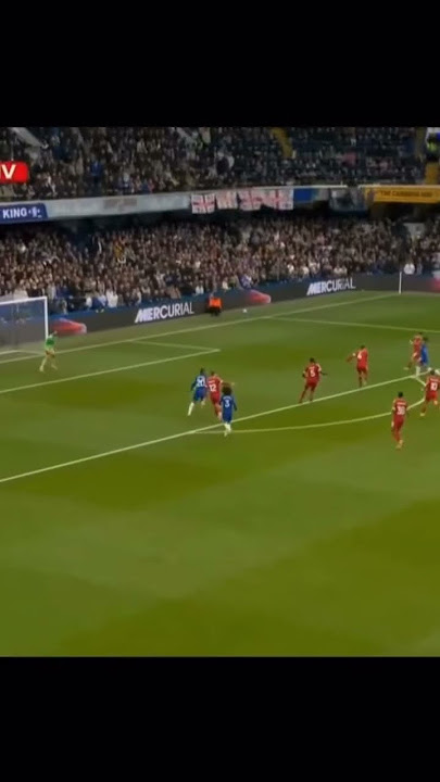 The sound at the end!!! #sounds #funny #football #amazing #funnyfootball