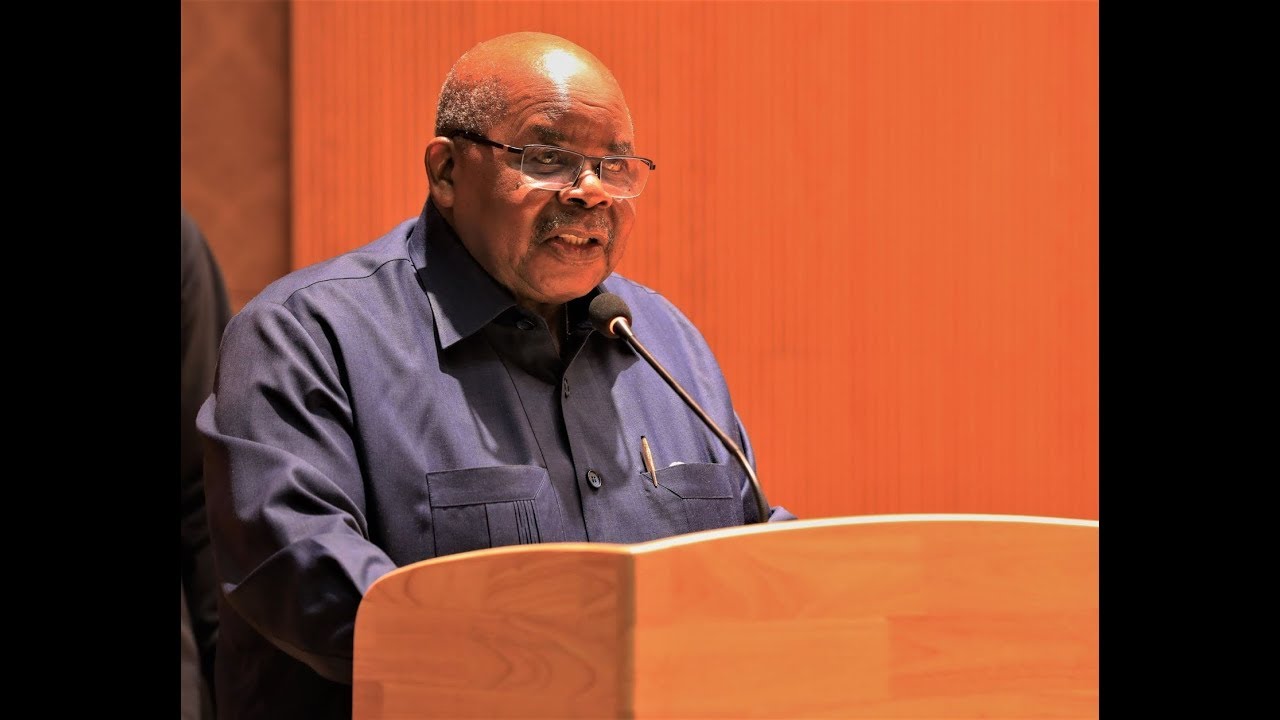 MANENO MASTAAFU BENJAMINI MKAPA ALIAMBIWA NA BABA YAKE