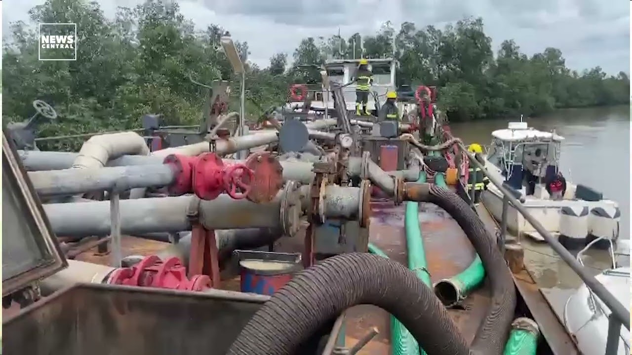 Nigeria Oil Theft: Government Destroys Illegal Vessels