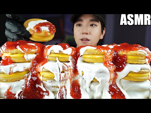 ASMR BANANA CHOCO PIE CAKE MUKBANG KOREANモッパン 韓国 男 お菓子 バナナチョコパイ 生クリーム イチゴジャム 大食い 咀嚼音 食べる音 바나나초코파이 먹방