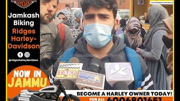 Students of Cluster University Srinagar protest in favour of their demands