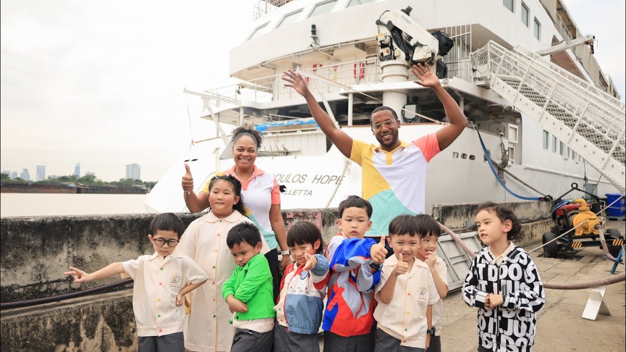 Let's go field trip to the Doulos Hope Ship Library! EY3 | HSIS Diary