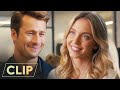 Anyone But You 2023 Coffee Shop Meet Cute Sydney Sweeney Glen Powell 