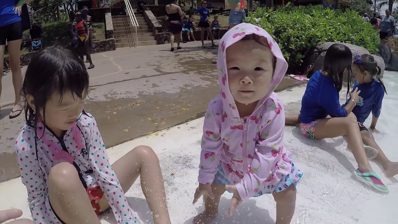 ウェット・アンド・ワイルド・ハワイであそぶせんももあい Wet 'n' Wild Hawaii