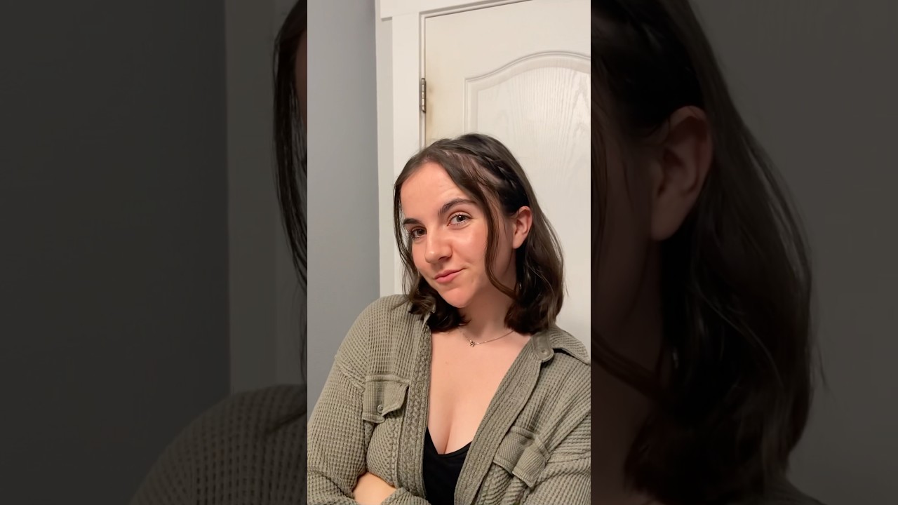 Easy hairstyle idea!! 🎀🎀🤎🤎 #hairstyle #shorthair #brunettehair #easyhairstyles #hairtutorials