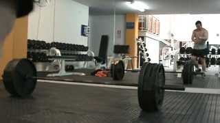 Kyle dolan 180kg (396lbs) x 5 rep deadlifts.