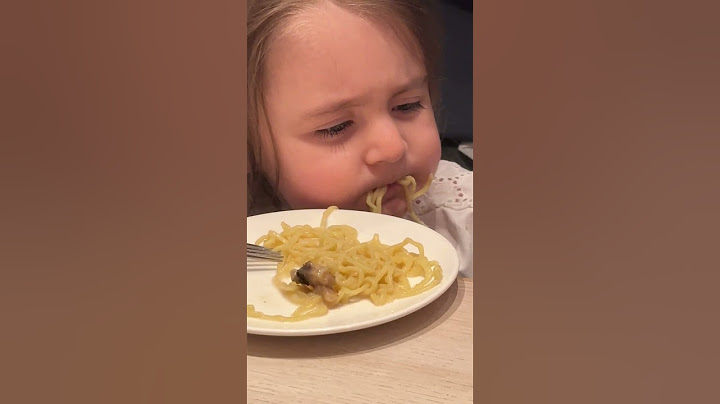 NON DEVI MAI VIAGGIARE PER IL MONDO SE HAI UN BAMBINO TROPPO PICCOLO ! ECCO JENNIFER COSA HA FATTO