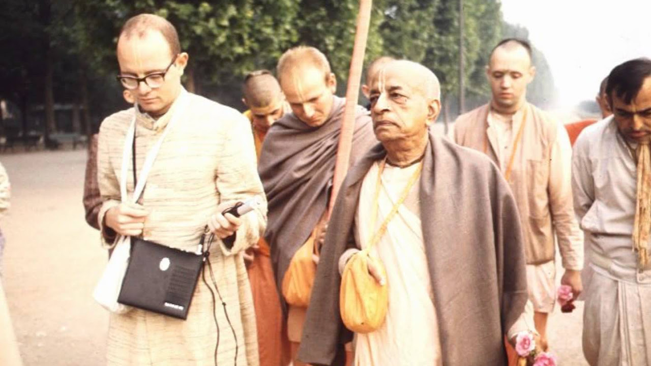 Srila Prabhupada   Sri Sri Sad Gosvami Astaka