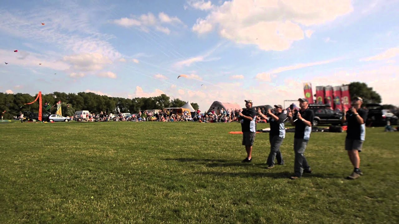 Der Trailer Drachen über Lemwerder - Dirk Bartschat