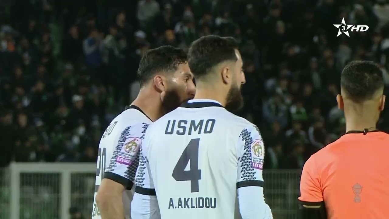 🎥 | الإتحاد الإسلامي الوجدي يفوز على حساب ضيفه الرجاء الرياضي بنتيجة 2-1 “أهداف المواجهة