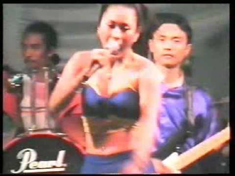 Mbah Dukun - Inul Daratista - OM Palapa 2002