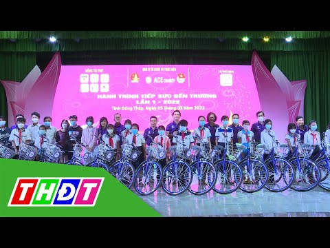 Video Đồng Tháp: Trao tặng 300 xe đạp cho học sinh nghèo... - youtube