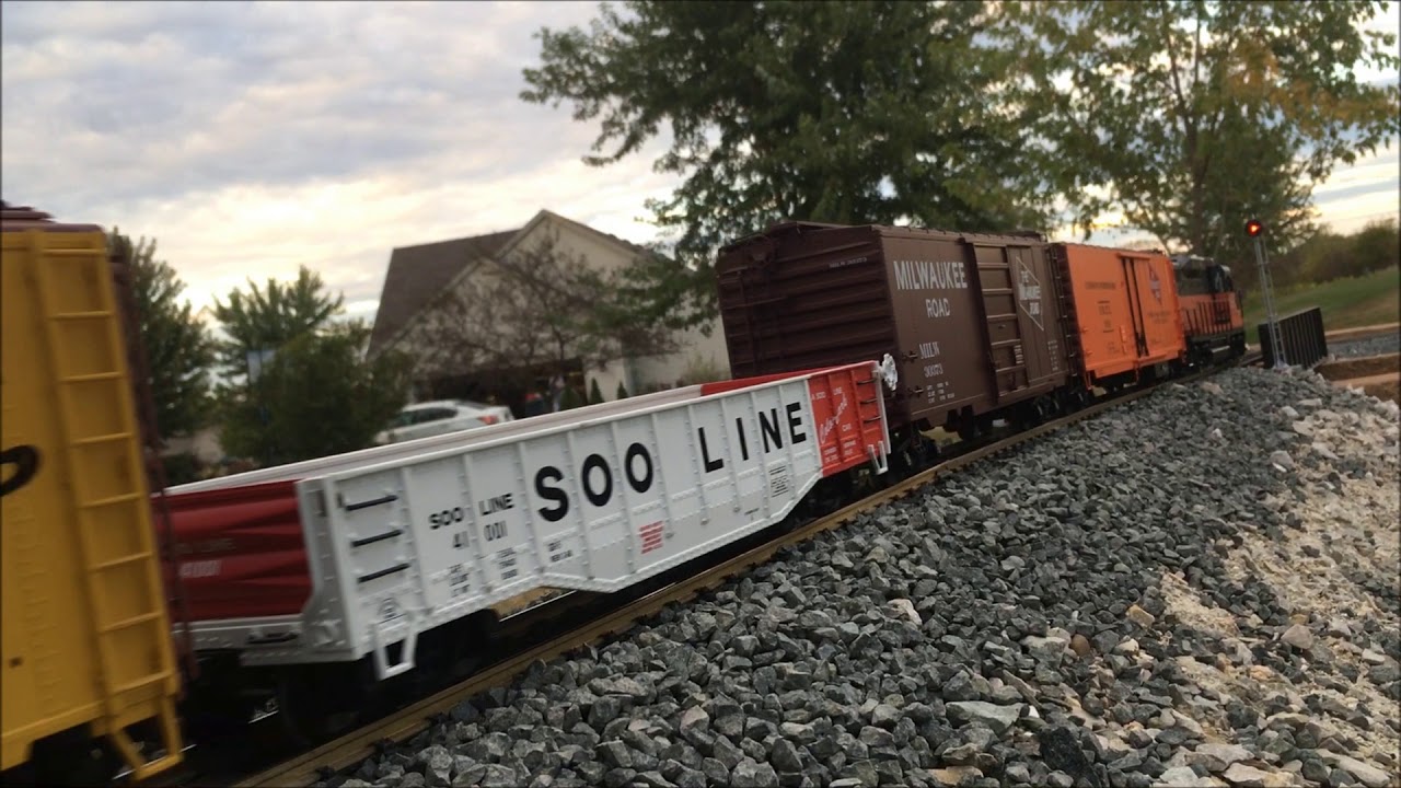 Mukwonago Beerline Weekend Train Watching