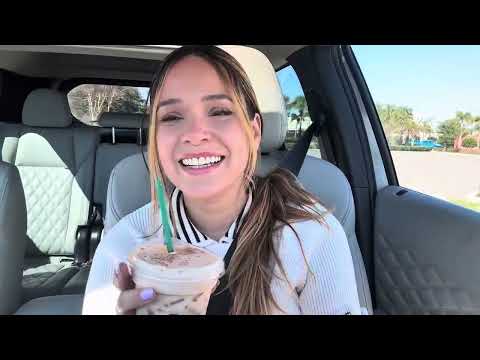 ORDERING A DRINK WHILE SINGING (in English 🇺🇸)