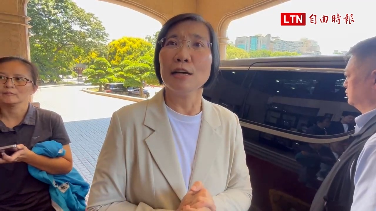 不爽外界質疑竹縣長選戰藍天變妙天? 徐欣瑩受訪拂袖而去 不爽外界質疑竹縣長選戰藍天變妙天? 徐欣瑩受訪拂袖而去