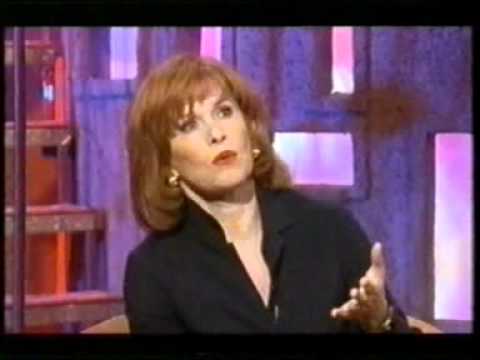 Stefanie Powers & Bea Arthur on So Graham Norton U...