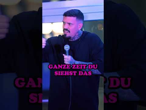#comedy #standupcomedy #daumen #daumengebrochen #wiesbaden #shorts #emmveecomedy