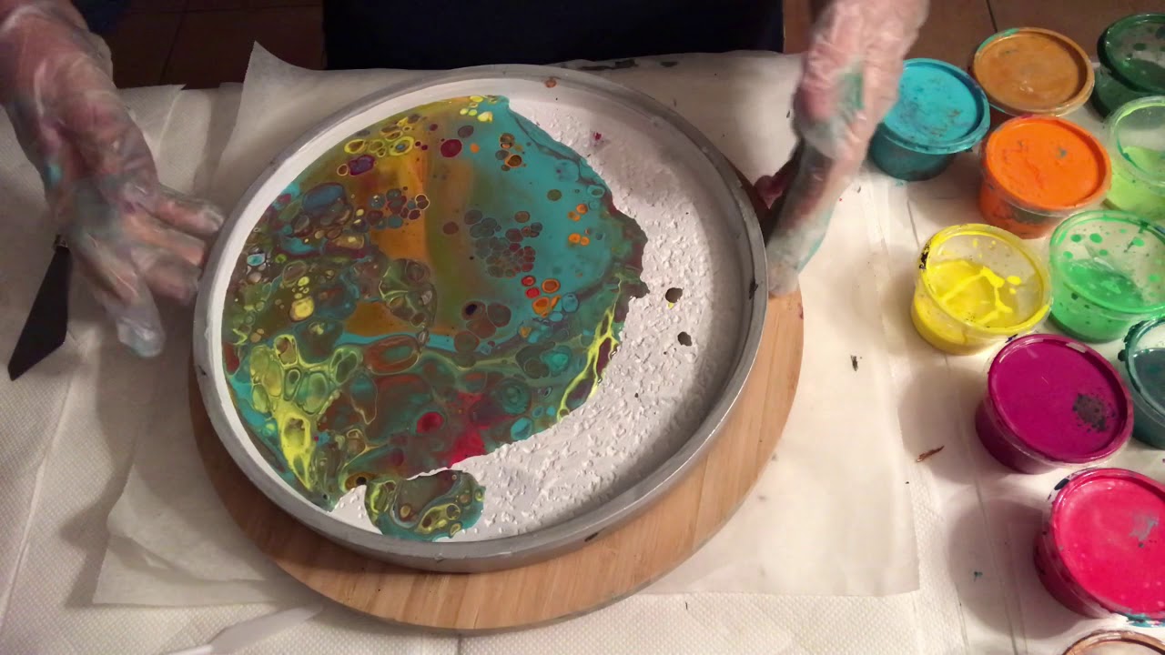 #47 Dienblad Gieten Met Acrylverf, Acrylic pouring Dutch