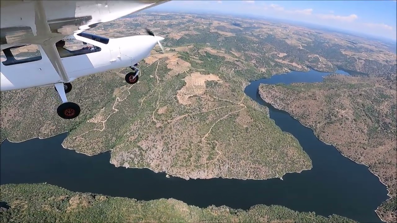 Douro Internacional. Da Barragem da Bemposta à Barragem do Picote.