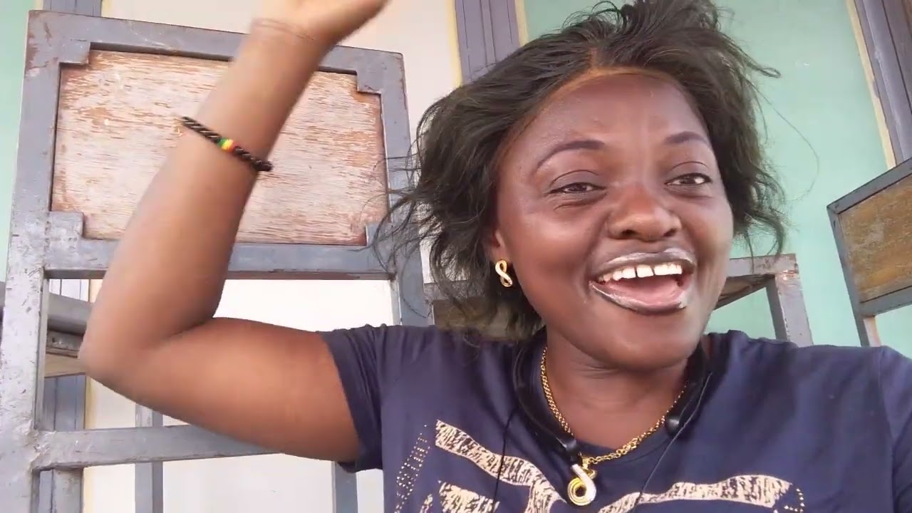 Hbd la Canadienne de Luxe 🎂lyna bukumbabu Mbikay jolie penielienne 🍼🍞💐🌹💋✌️💪🙏