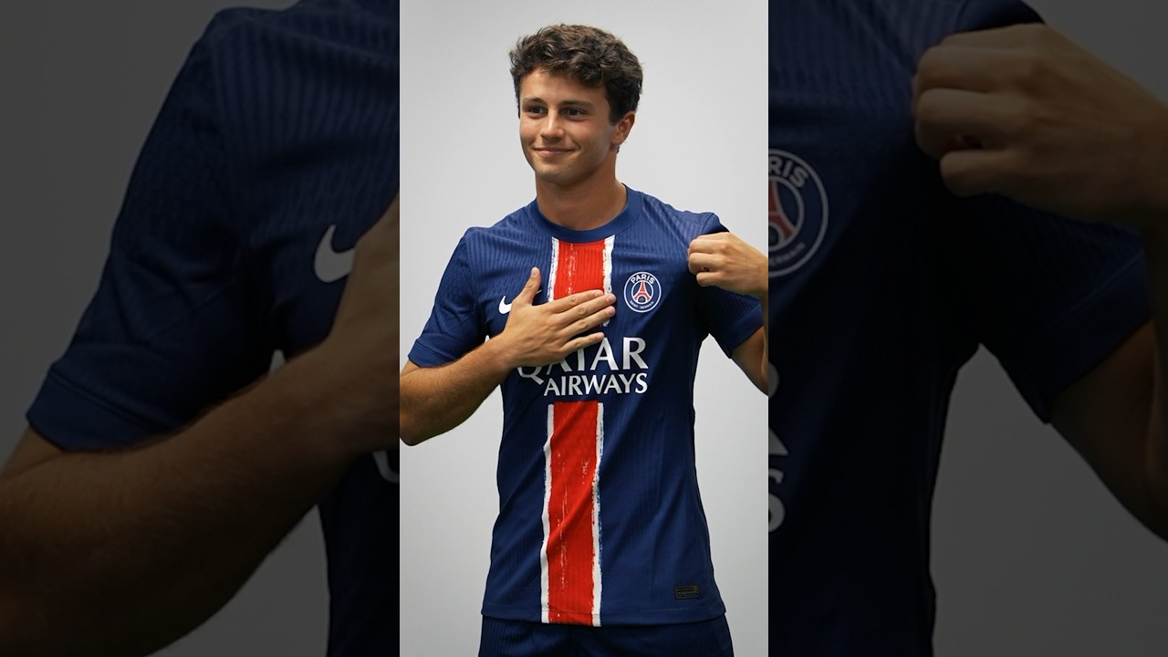 🤩 Welcome home, João! ❤️💙 Bienvenue chez toi, João ! #WelcomeJoãoNeves