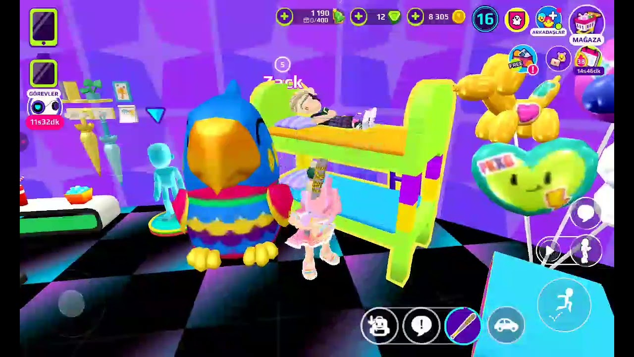 Arkadaşım evinde bir gün . Baya eğlendik