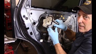 How to replace the lock actuator on a 2008 Honda CRV