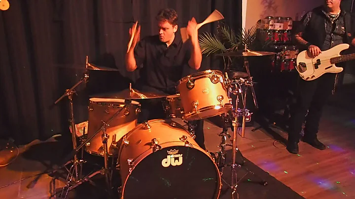 Martin Laporte  Drum Solo 31 Dec. 2015