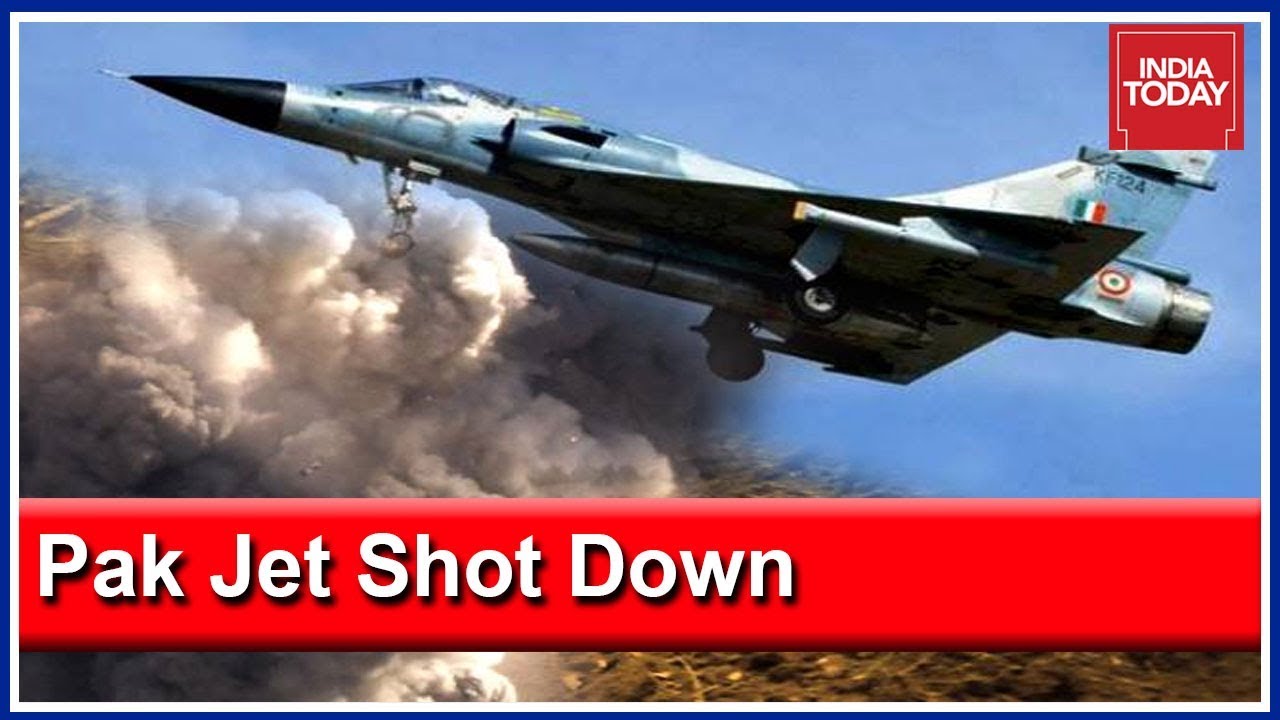 Breaking India Shoots Down Pakistan's F16 Jet, Parachute Spotted