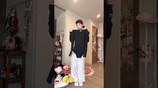 Famous Black & Red ⚫️❤️🤗#dance #robot #robotdance #robot #dance #robotdance #babyslow #dollgirl #doll Profile