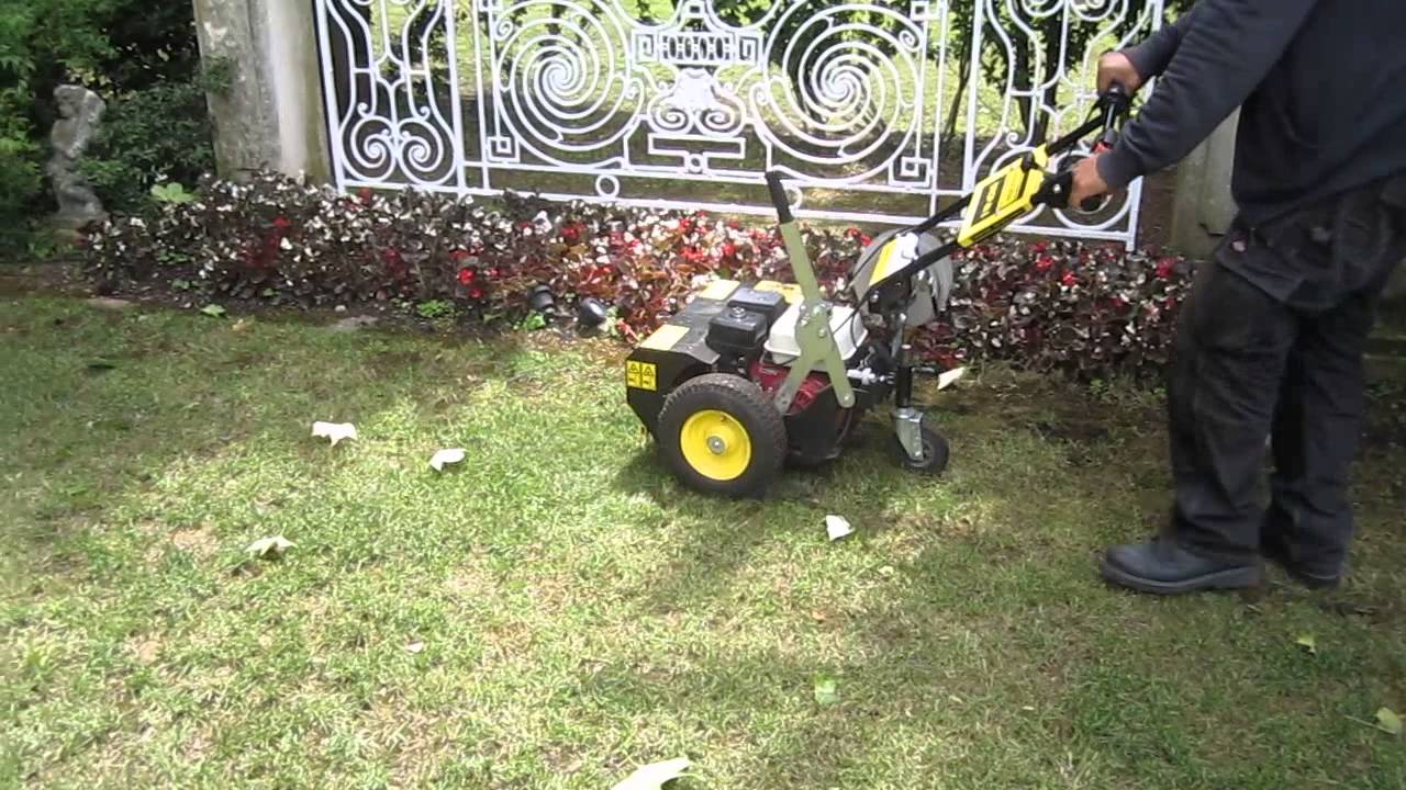 Automower Installation câble Automower Husqvarna 1 - YouTube