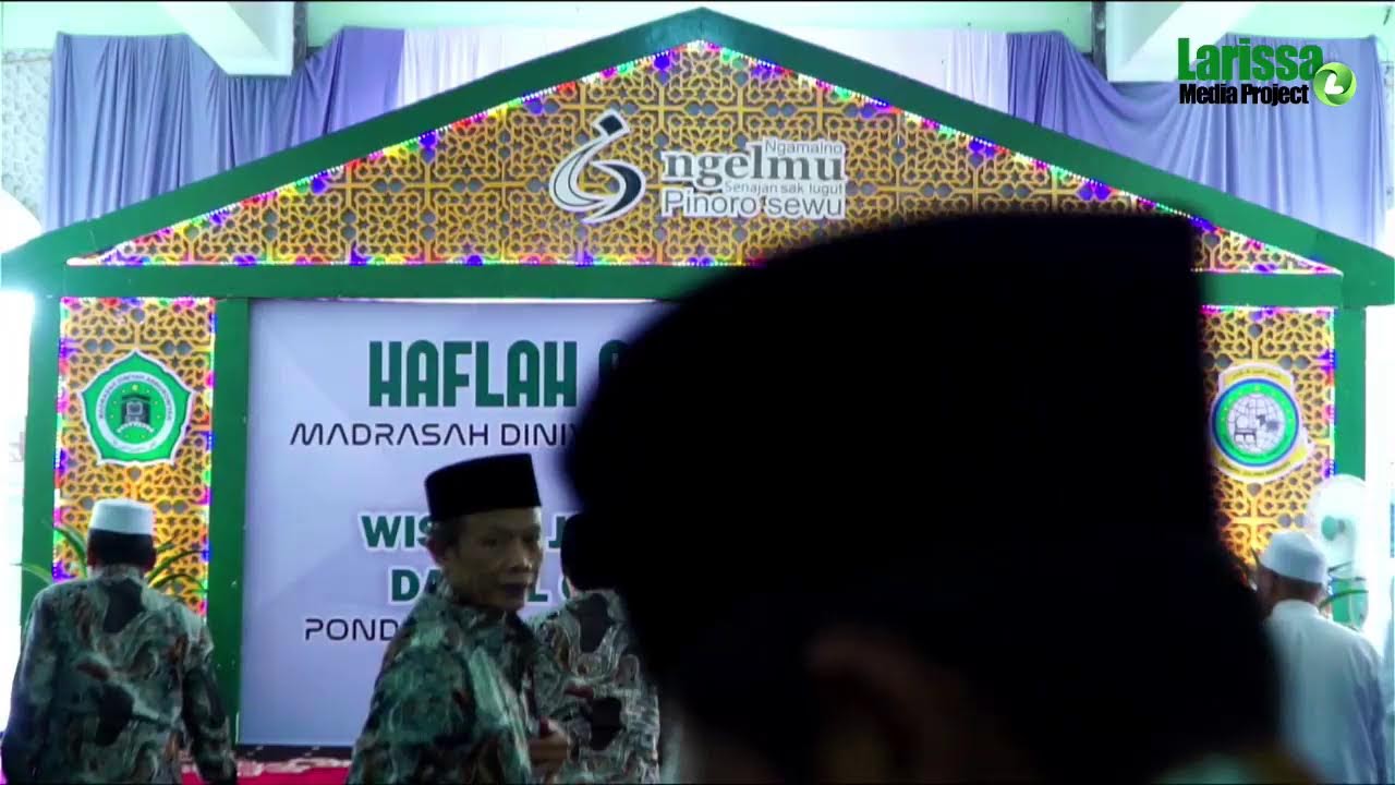 Haflah Akhirussanah Madin Annuroniyah dan  Wisuda  Ponpes Alhamdulillah Putra Kemadu