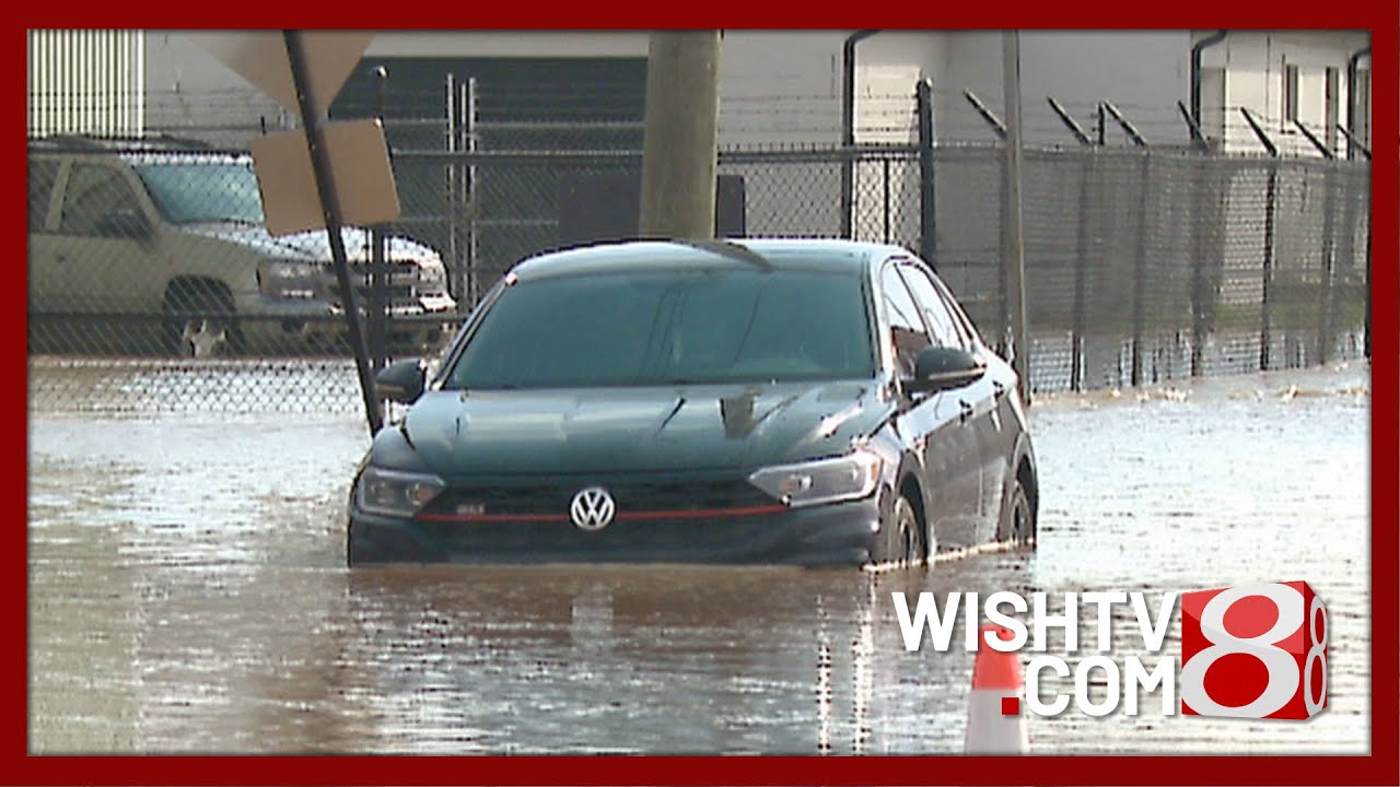 Major water main break on north side floods several streets - YouTube