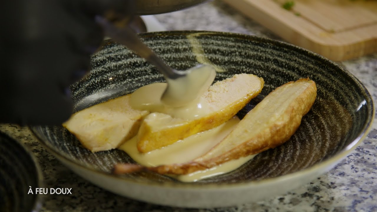 Suprême de volaille, panais rôti, sauce café crème